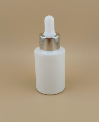 تصميم جديد زجاجة قطرات بيضاء متدلية مستديرة K-GBL30 لـ Essence