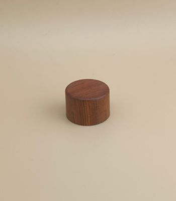 الخشب الحبوب البلاستيكية المستديرة غطاء ناعم للزجاجات التجميلية