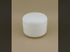 مرطبان كريم بلاستيكي للعناية بالبشرة معتمد أبيض اللون للإناث مع غطاء لولبي